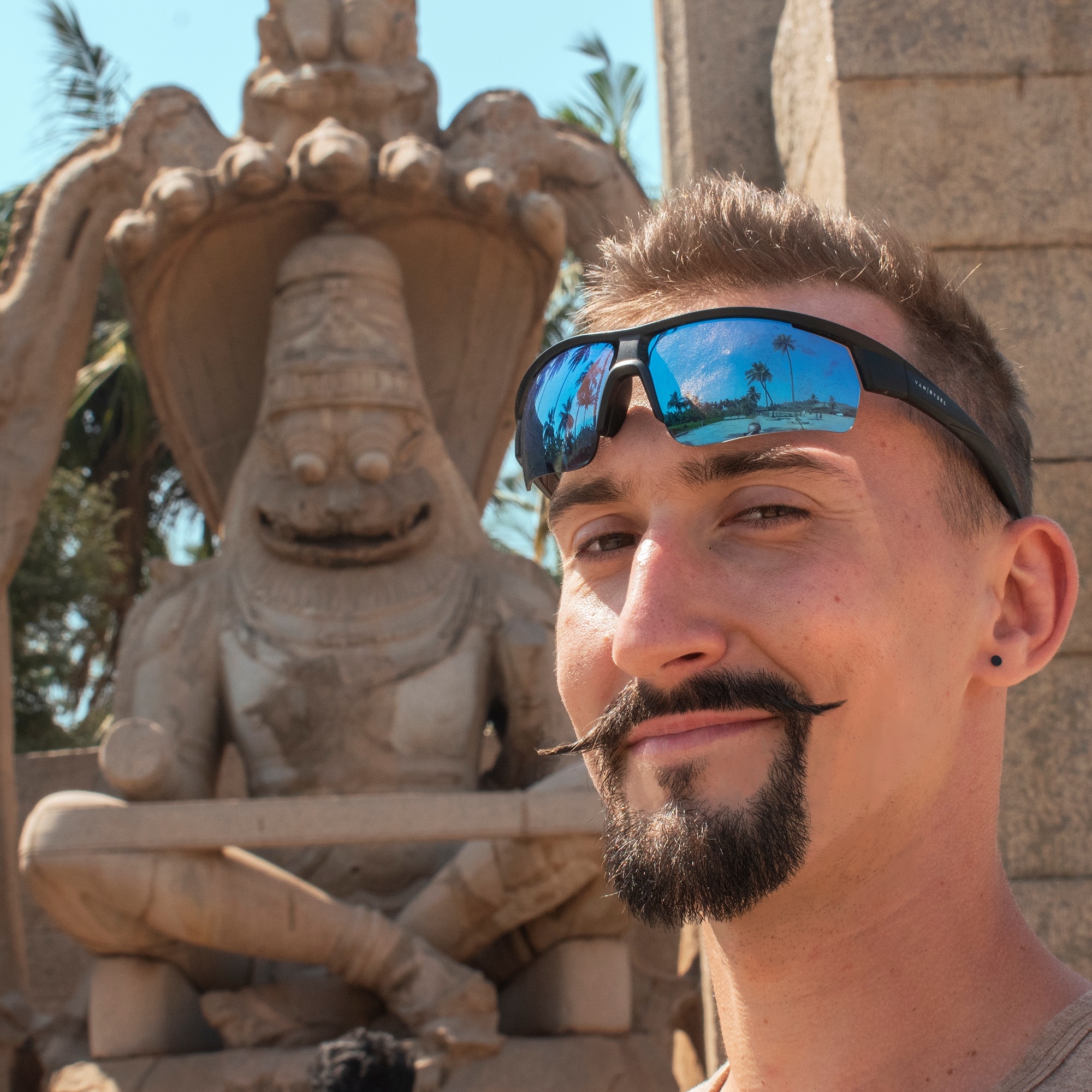 portret Piotr Fraktal